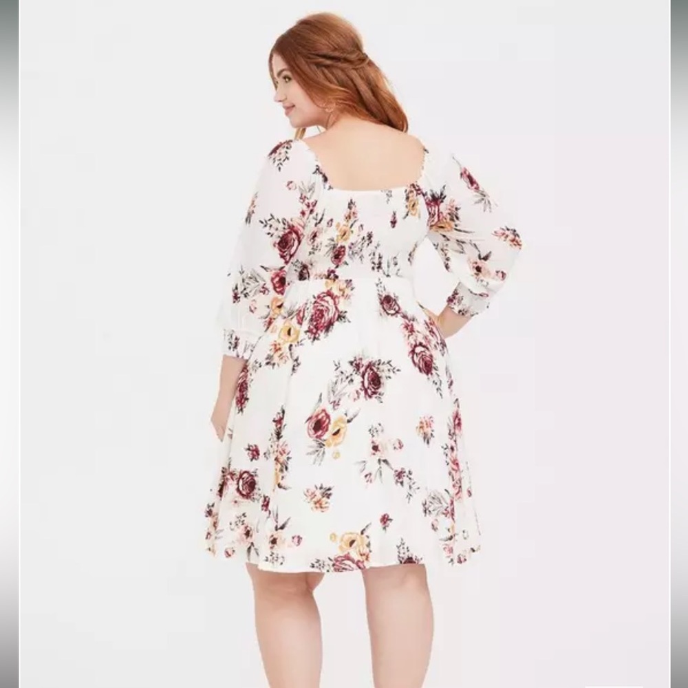 Torrid Cream and Red Floral Dress - Picture 3 of 14
